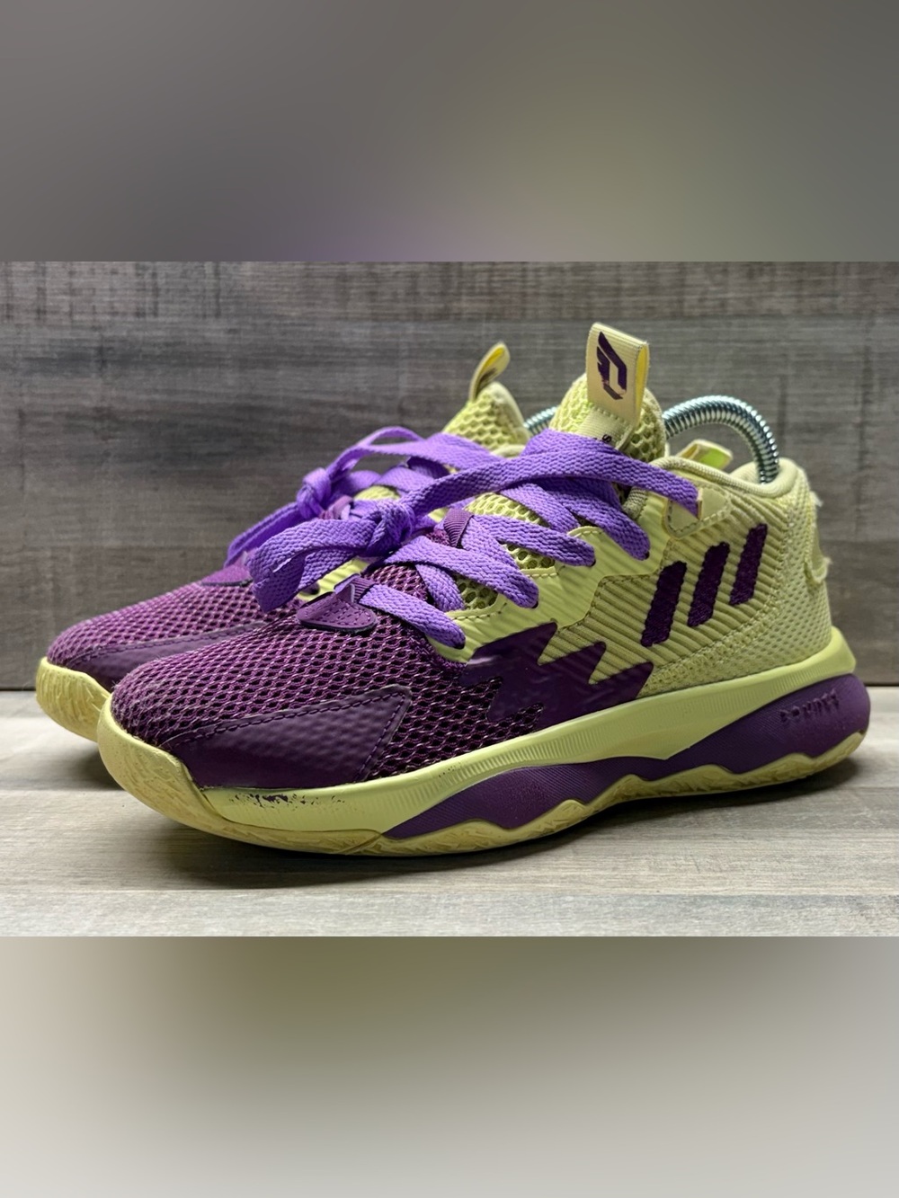 adidas Dame 8 J Kids Size 2 Basketball Shoes Yellow Purple GW3863 Damian Lillard
